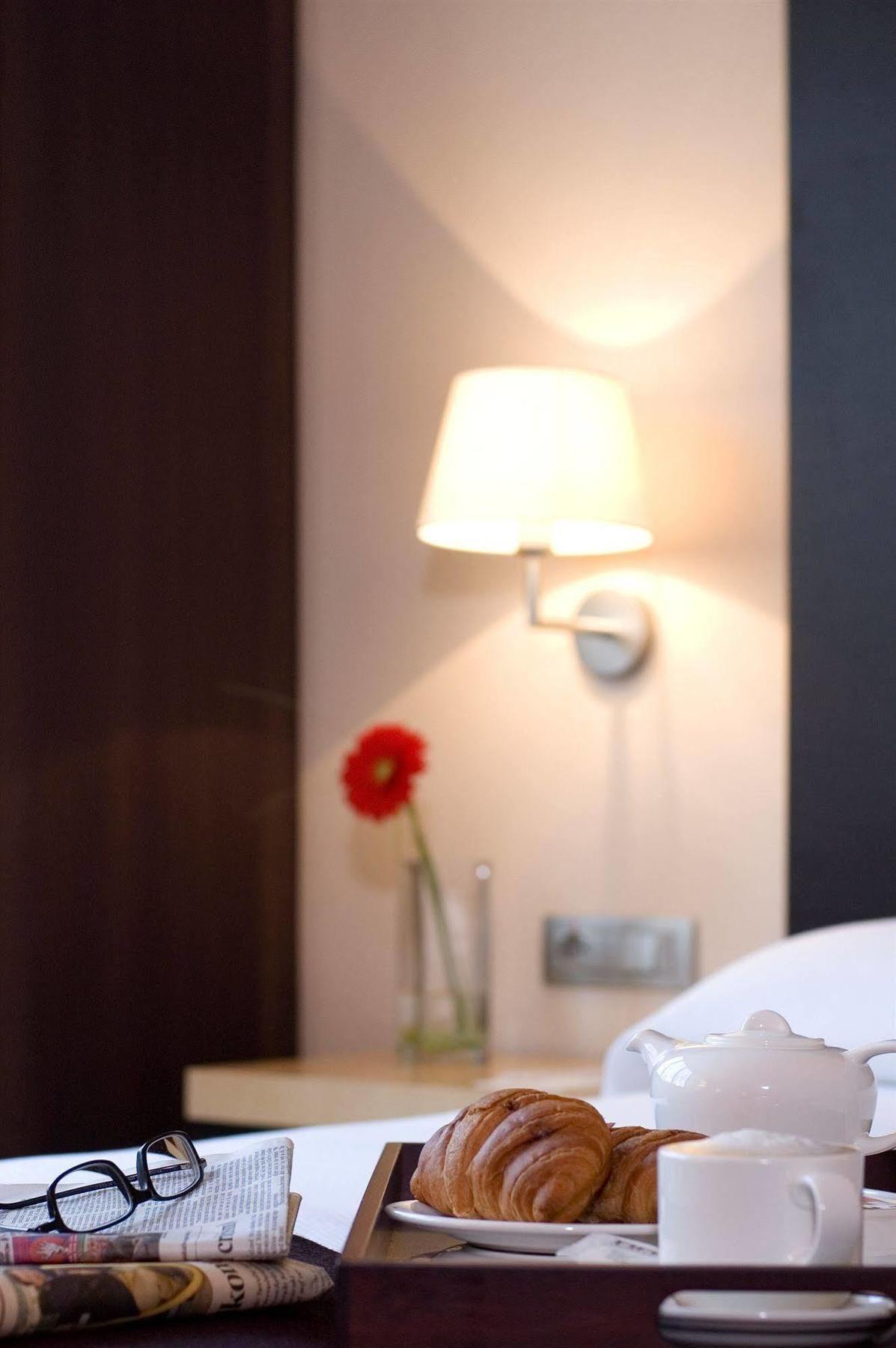 Nh Timisoara Hotell Rum bild