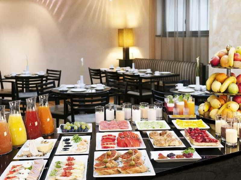 Nh Timisoara Hotell Exteriör bild